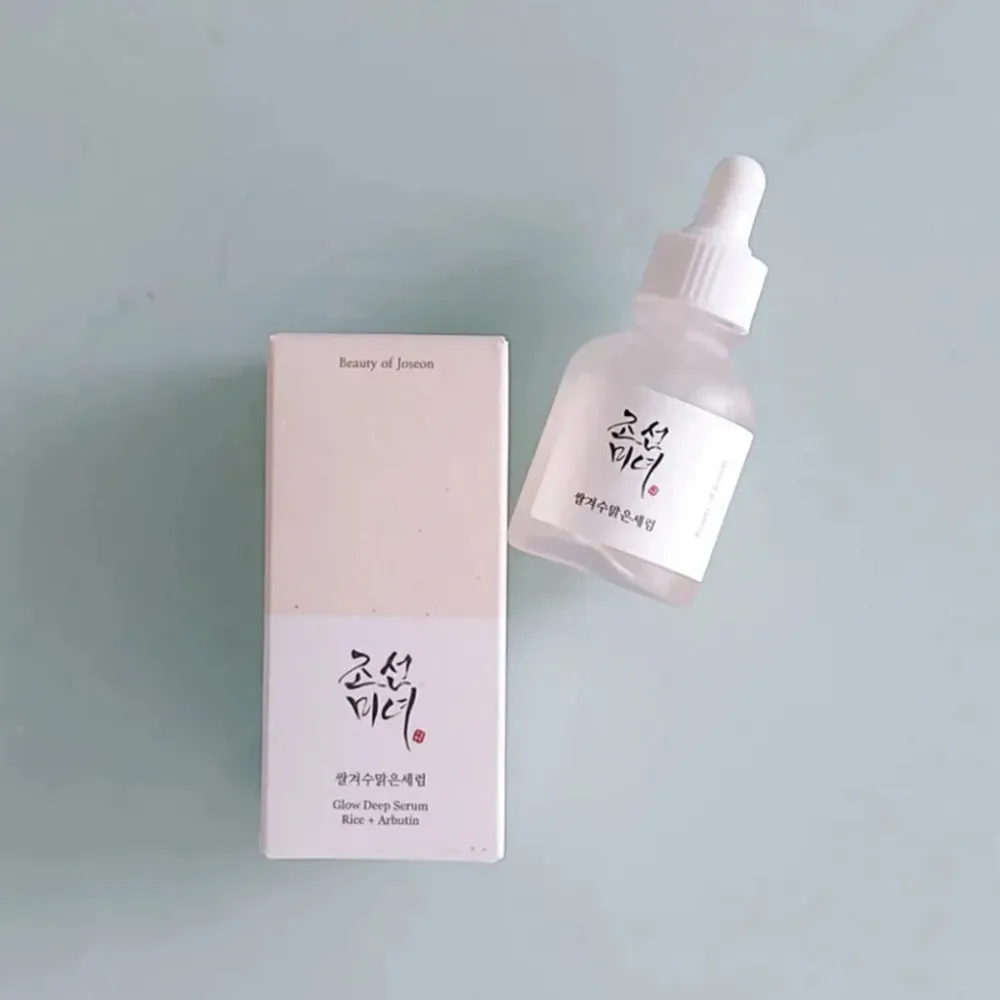Glow Deep Serum Rice + Arbutin oplysende serum til en mere ensartet hudtone 30 ml