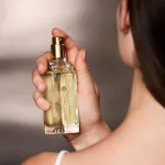White Linen parfumevand 60 ml til kvinder