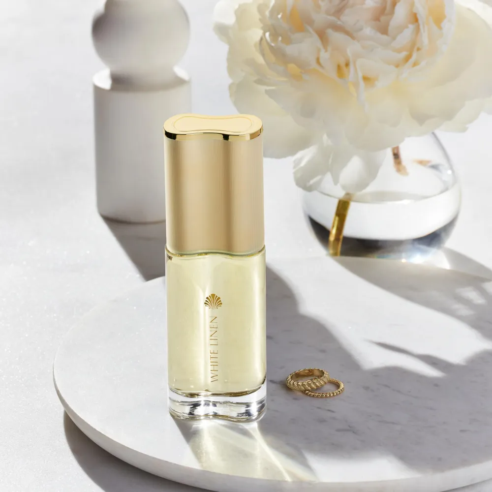White Linen parfumevand 60 ml til kvinder