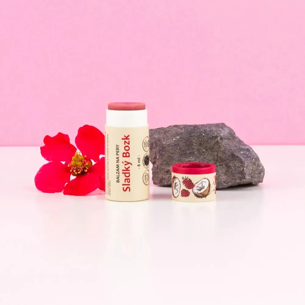 Kvitok Lip Balm Sweet Kiss (8 ml) - giver en let farve til læberne