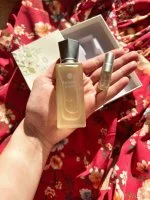 Kvitok Senses Eau de Toilette Pure - prøve (2 ml) - jasminblomstret duft