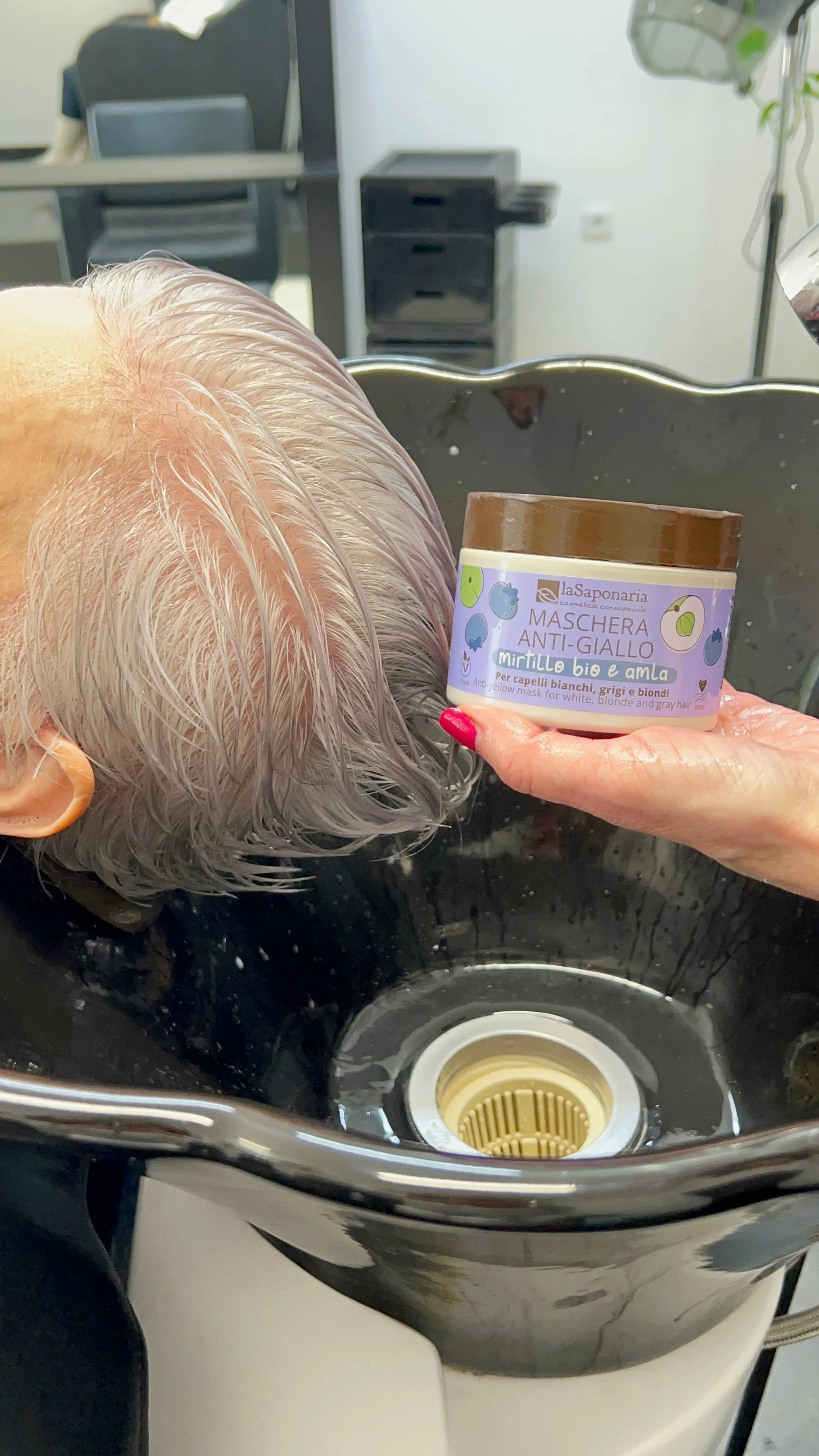 laSaponaria Hårmaske No yellow til gråt hår med amla og blåbær (200 ml) - neutraliserer gule undertoner