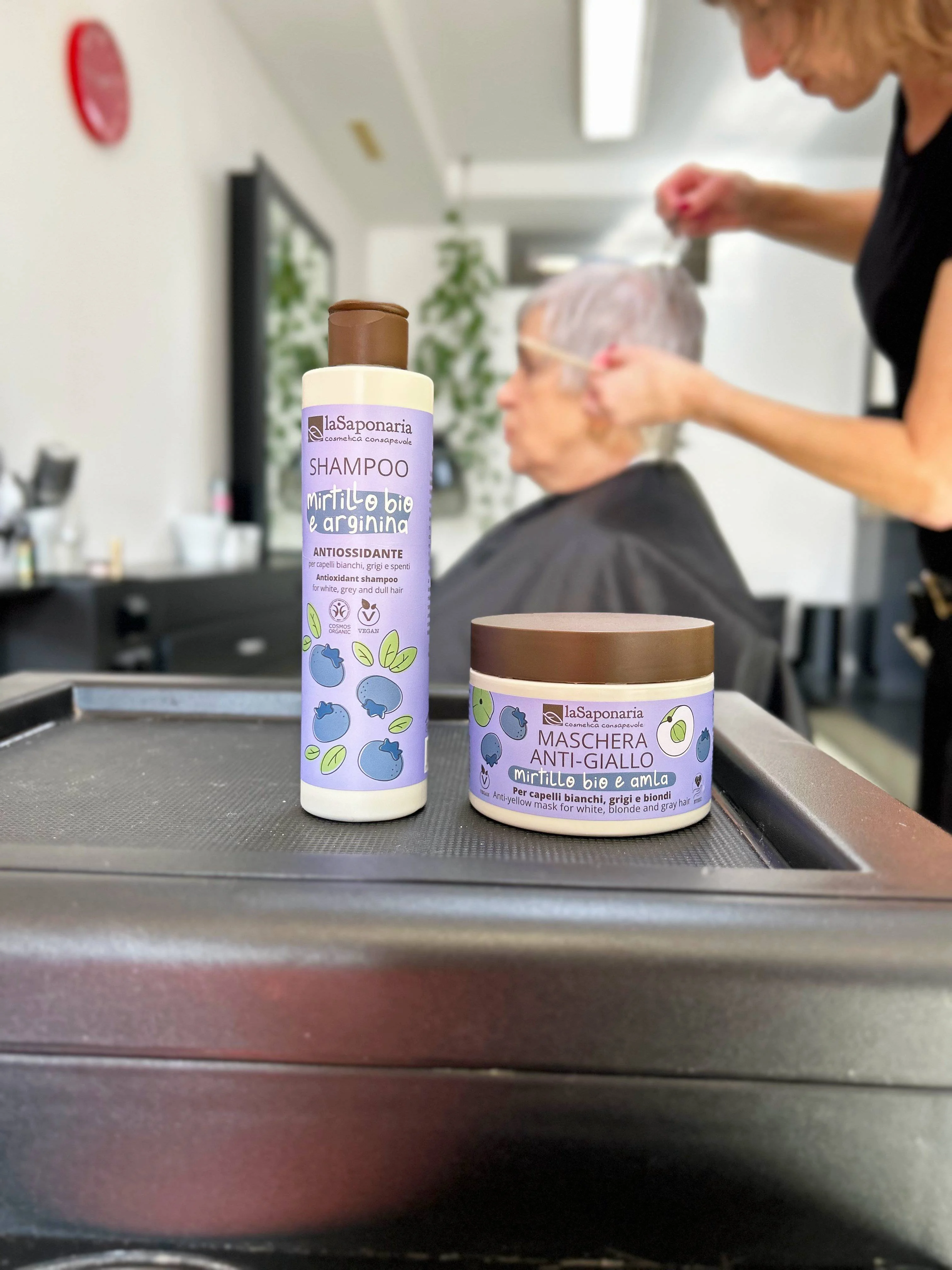 laSaponaria Hårmaske No yellow til gråt hår med amla og blåbær (200 ml) - neutraliserer gule undertoner