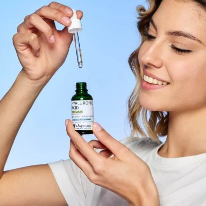laSaponaria Ansigtsserum - Økologisk hyaluronsyre (30 ml) - fugter og opstrammer huden