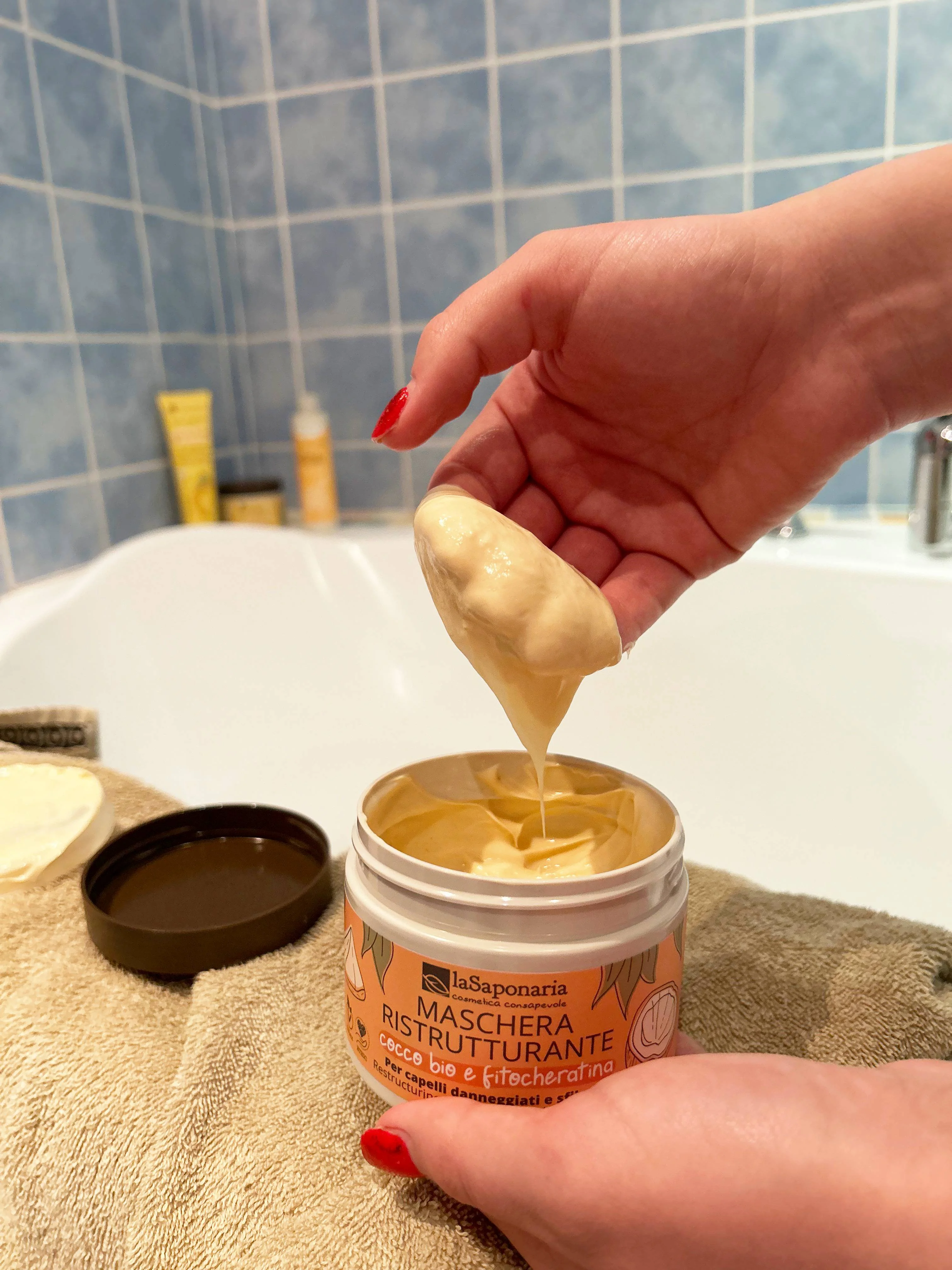 laSaponaria Restrukturerende hårmaske med kokos og fytokeratin (200 ml)