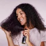laSaponaria Plantekeratin til håret - aktivt restrukturerende og volumengivende spray (100 ml) - velegnet til skadet og fint hår