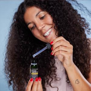 Amla Vegetable Silicone - Dry Hair Oil (30 ml) - tæmmer flyvsk hår