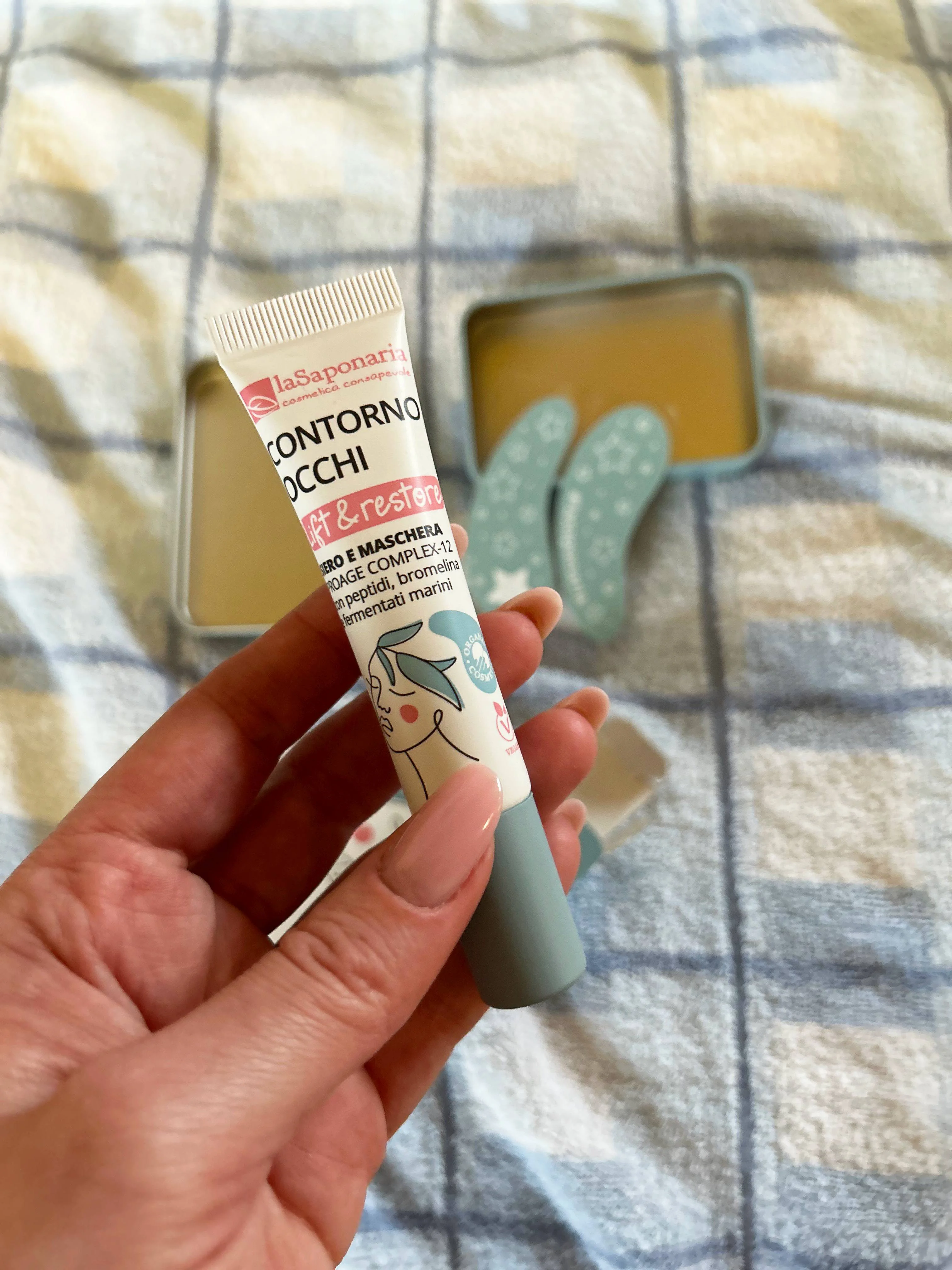 laSaponaria Serum til øjenomgivelserne Lift & Restore BIO (15 ml) - friskt og opstrammet udseende
