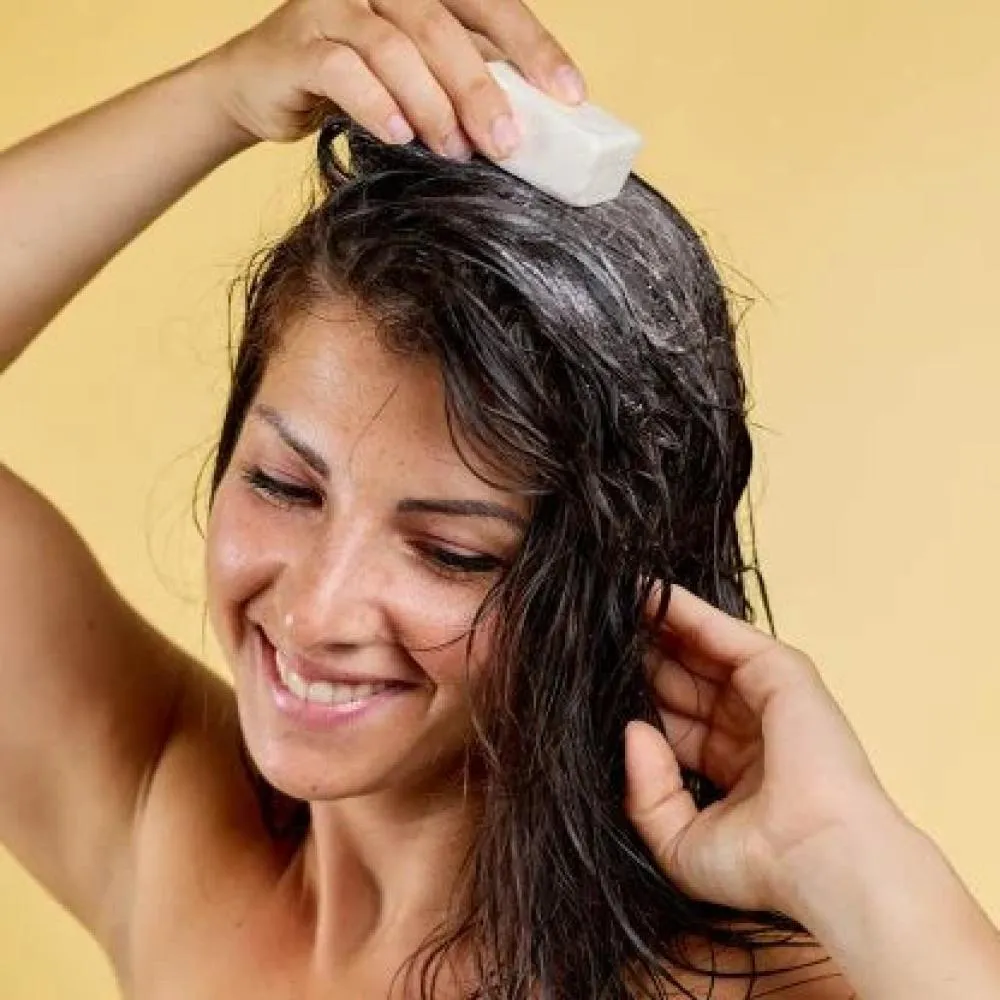 laSaponaria Styrkende og beroligende fast shampoo (50 g)