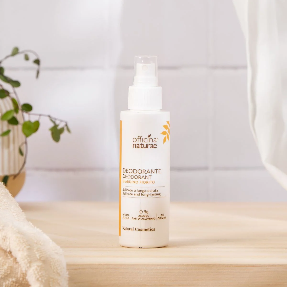 Officina Naturae Deodorant-spray - Garden in Bloom (100 ml) - neutraliserer lugt og giver en frisk duft