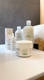 SO’BiO étic Nærende kropscreme med økologisk æselmælk (200 ml) - også til sensitiv hud