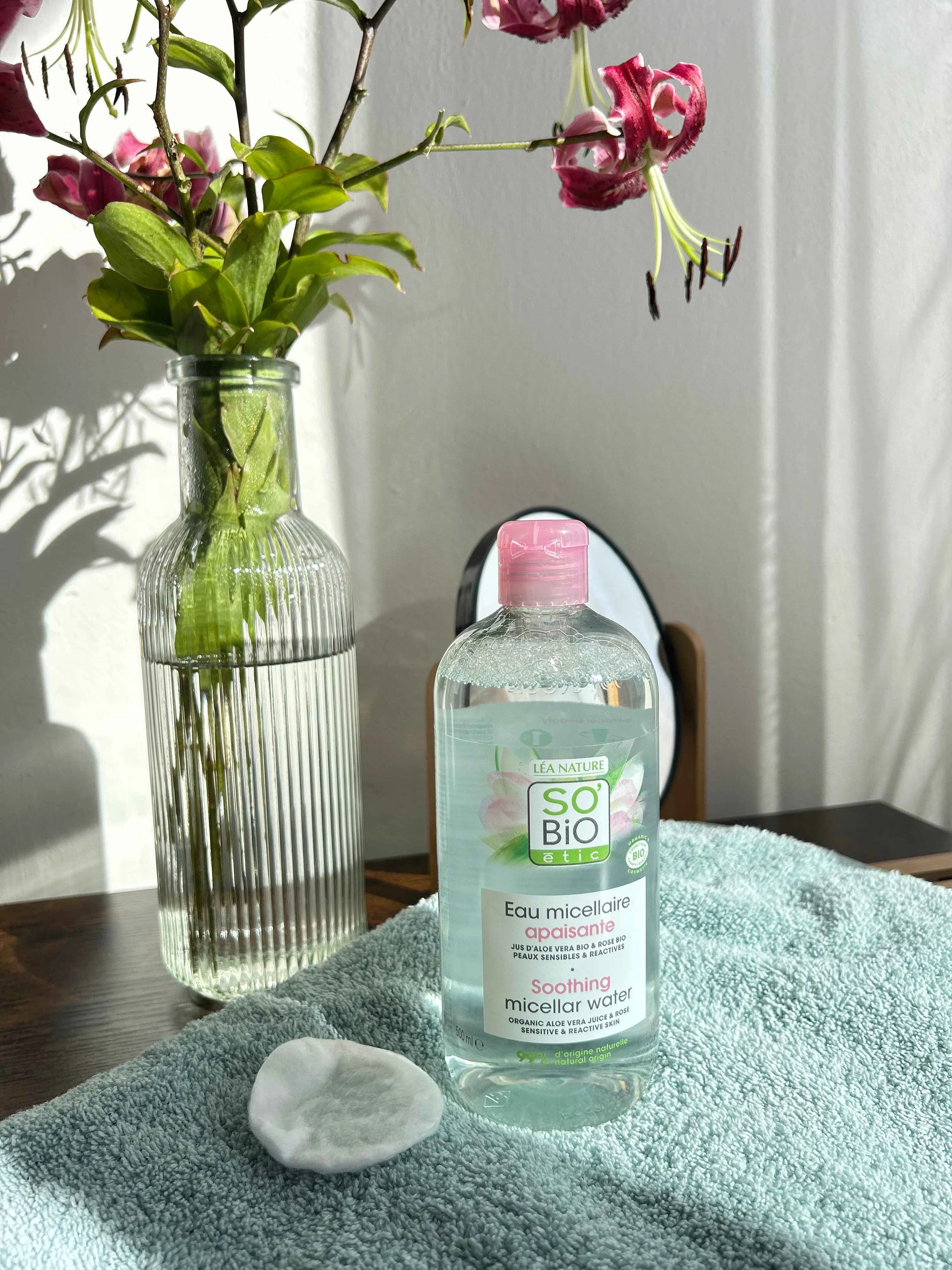 SO’BiO étic Beroligende BIO micellarvand med Aloe Vera (500 ml) - beriget med kamillevand