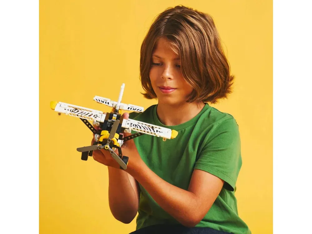 Technic 42198 Fly til fjerntliggende områder