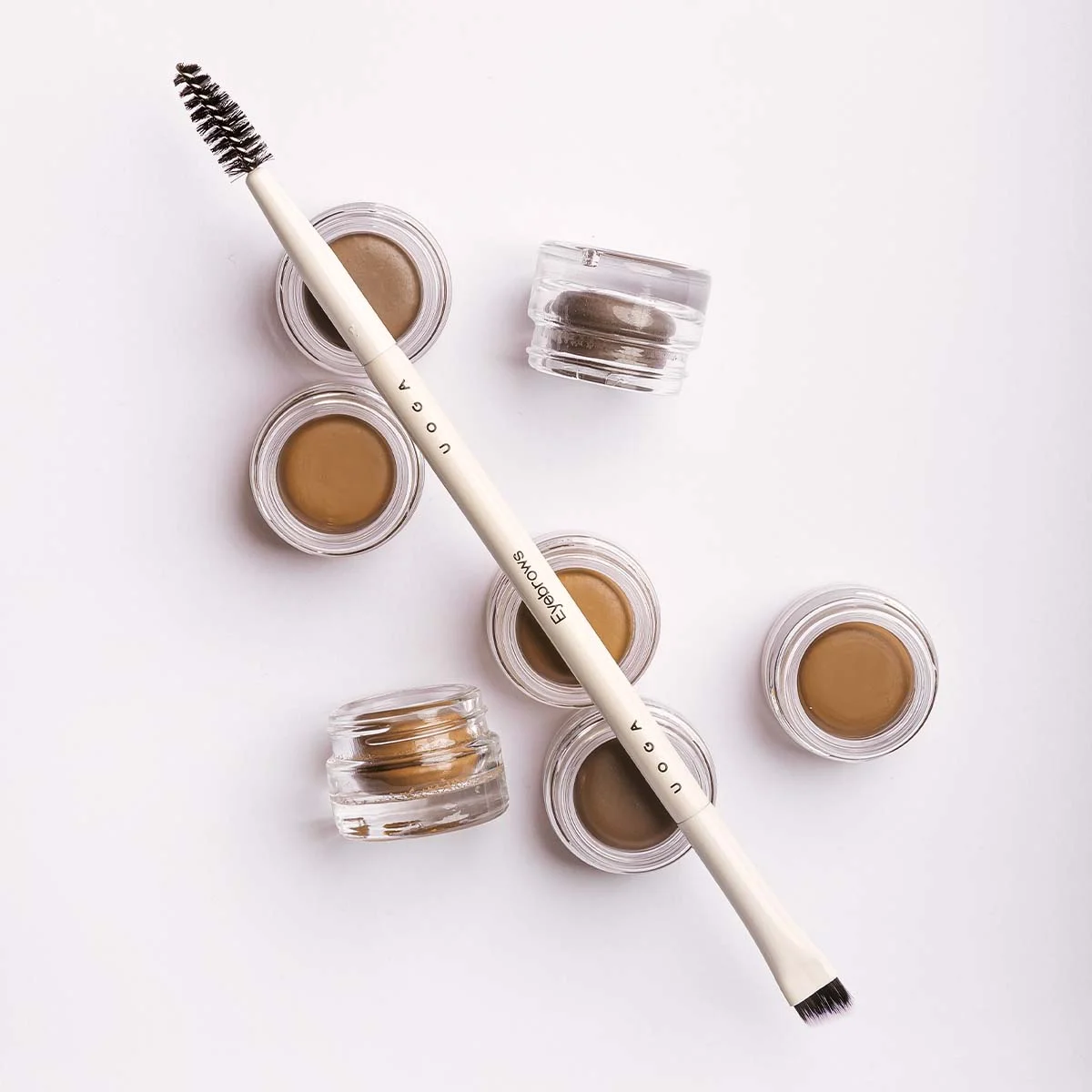 Uoga Uoga Cremet brynpomade (2,5 ml) 792 Forest Path - Dark Brown - 3 nuancer til optisk tættere bryn