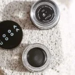 Uoga Uoga Cremet eyeliner (2,5 ml) - Black Drama - Sort - til både dag- og aftenmakeup