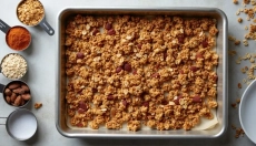 Hjemmelavet granola er det værd, fordi du har kontrol over sukker, fedt og kvaliteten af ingrediense