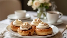 Hvilken glasur til kanelsnegle passer til din bage stil