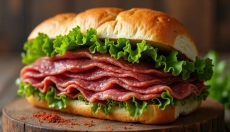 Pastrami sandwich som et ikon, der erobrer de tjekkiske borde