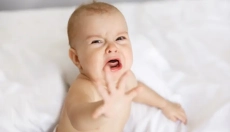 Hvornår kommer trodsalderen, og hvordan håndterer man den?