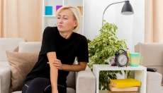 Hvad skal man gøre, når prikken i lemmerne skyldes rygsøjlen?